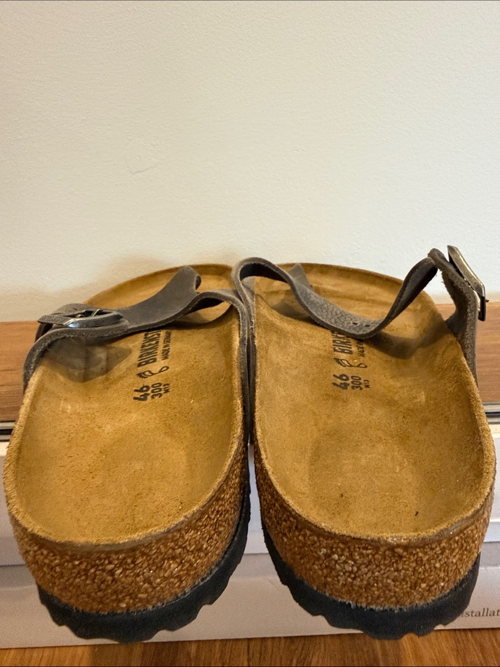 Birkenstock Men's Como Sandals, Camberra Iron, Black, Tan, 13 Medium US - Picture 4 of 5